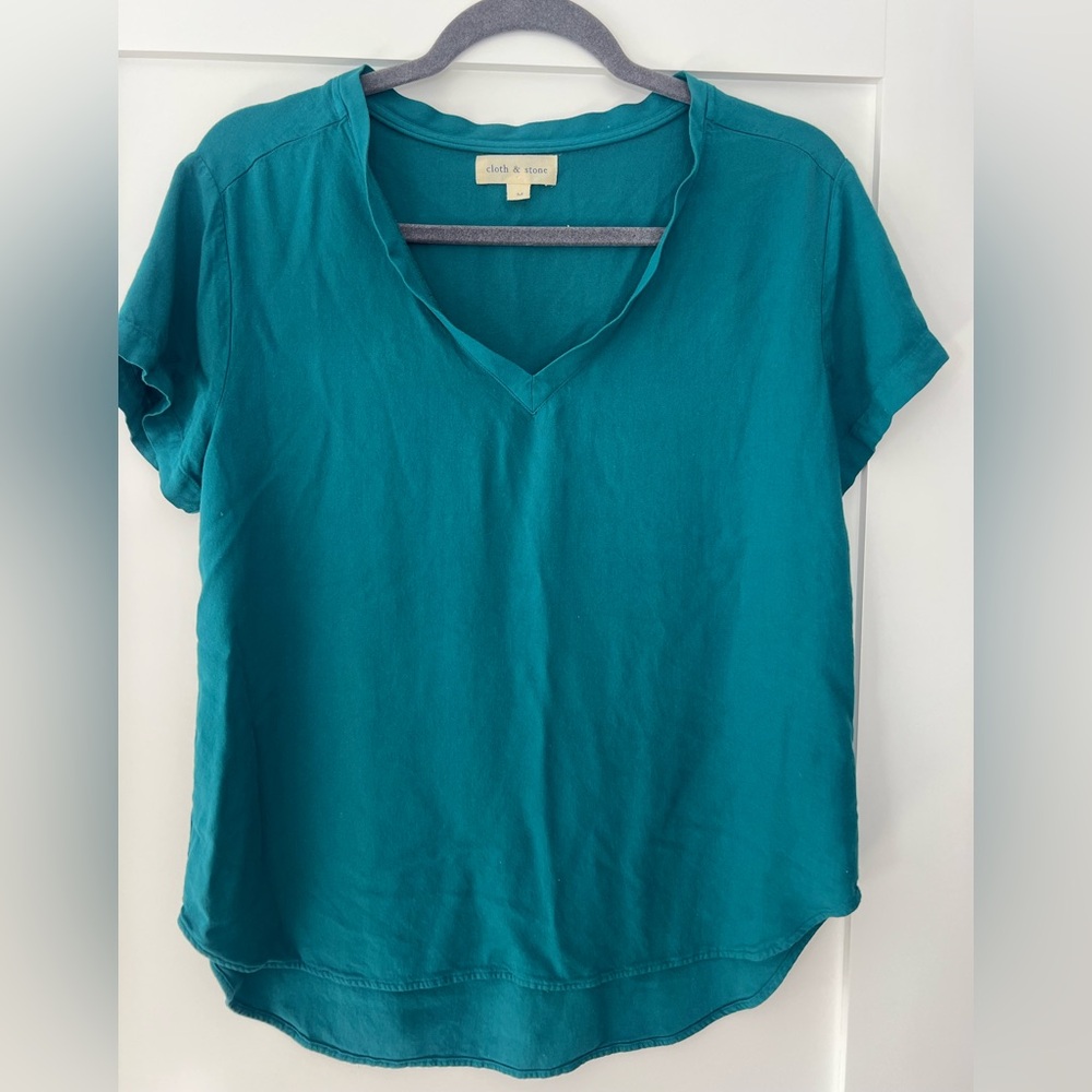 Cloth & Stone Teal V-Neck Short Sleeve Top